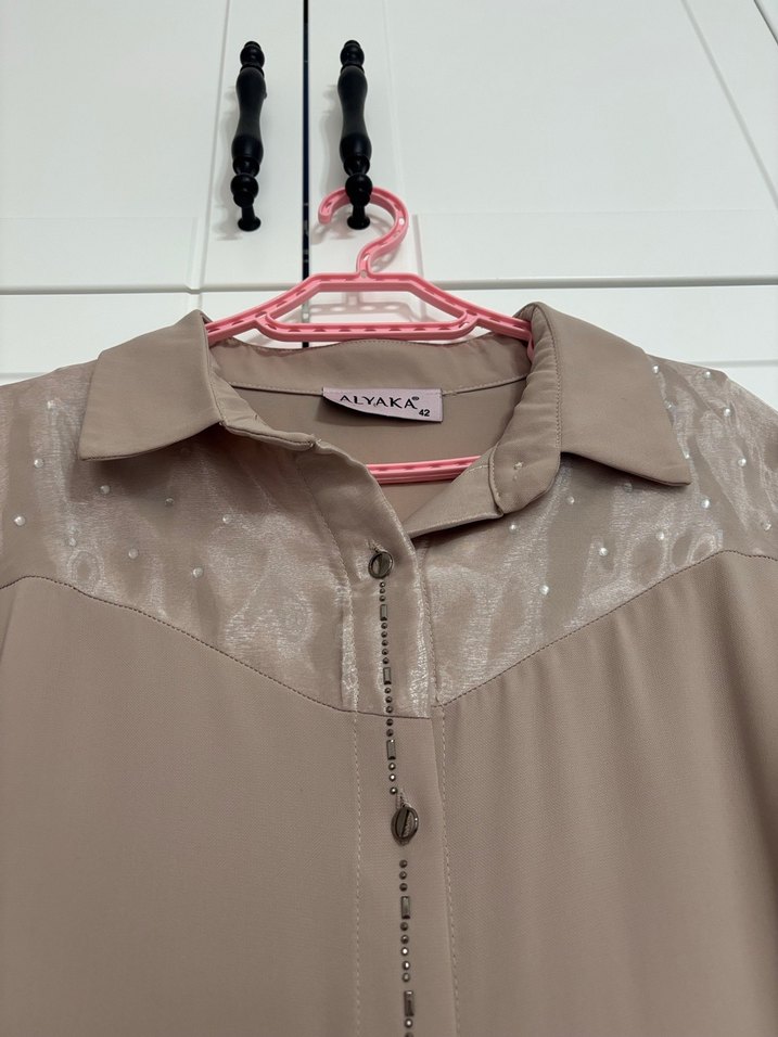 Bej Düğmeli Uzun Kollu Salaş Tunik - Görsel 3