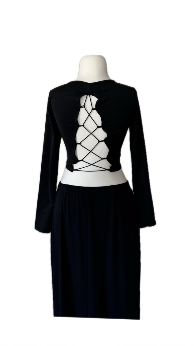 sırt dekolteli üst - Görsel 2