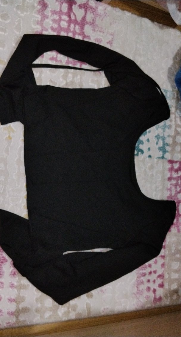 Uzun Kollu Siyah Kadın Bluz - Görsel 2