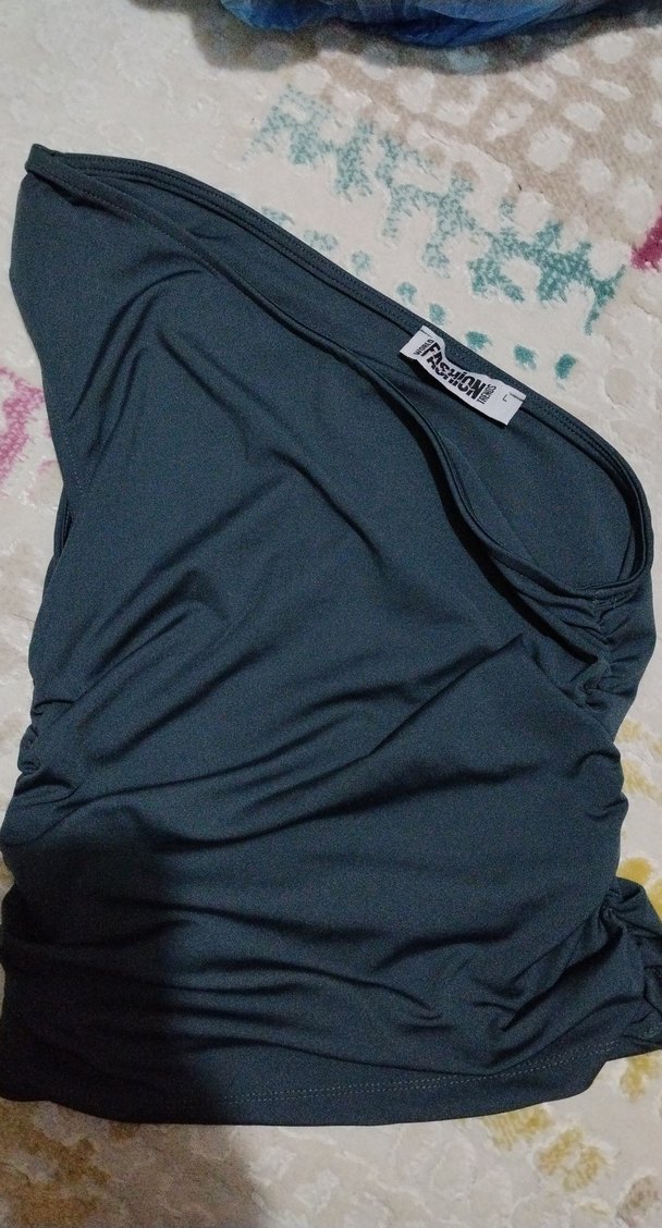 Askılı Drapeli Füme Rengi Tek Omuzlu Üst - Görsel 2