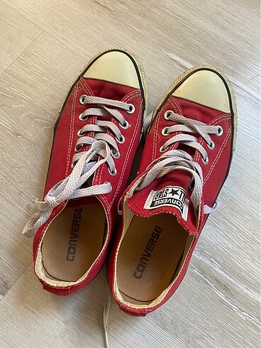 38 Beden Kırmızı converse