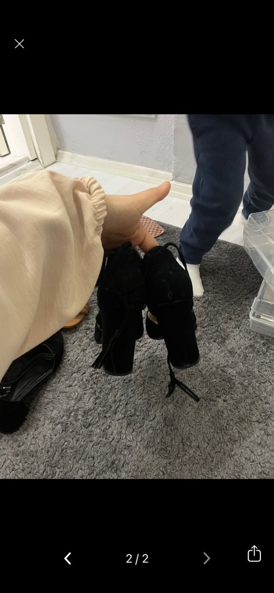 Siyah Elastik Bantlı İnce Topuklu Kadın Ayakkabı - Görsel 2