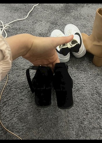 Siyah Bağcıklı İnce Topuklu Kadın Ayakkabı - Görsel 2