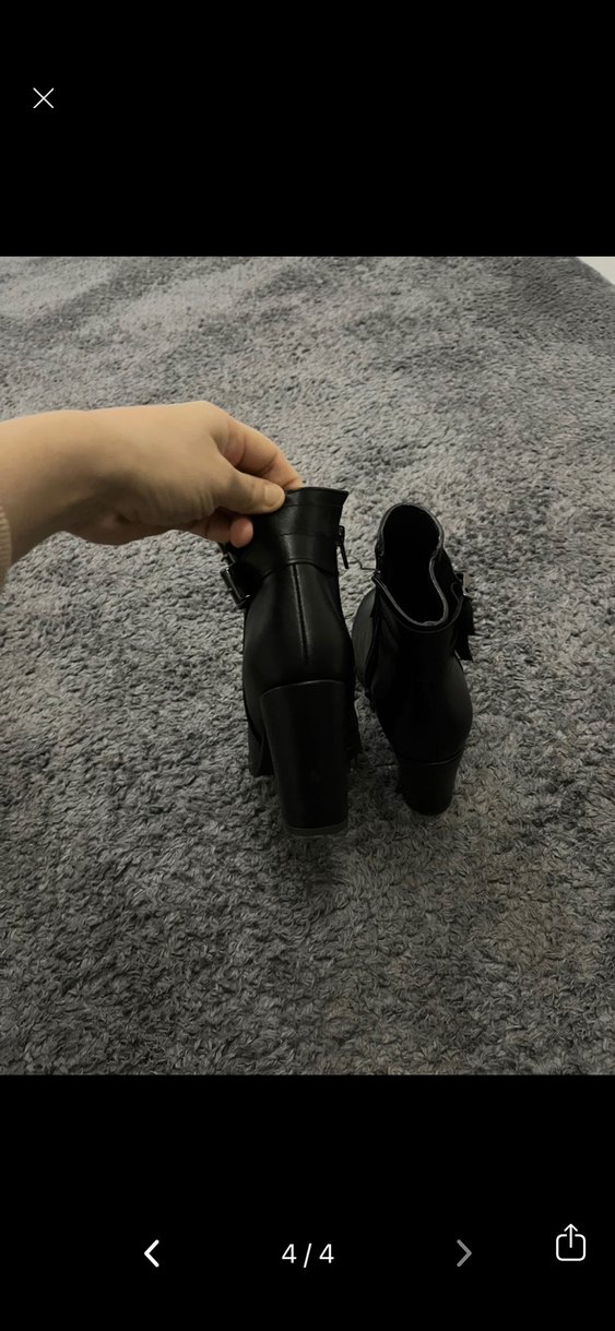 Siyah Deri Tokalı Kadın Topuklu Bot - Görsel 3