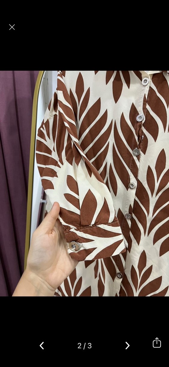 Bohem V Yaka Düğmeli Kısa Kahverengi Gömlek - Görsel 2