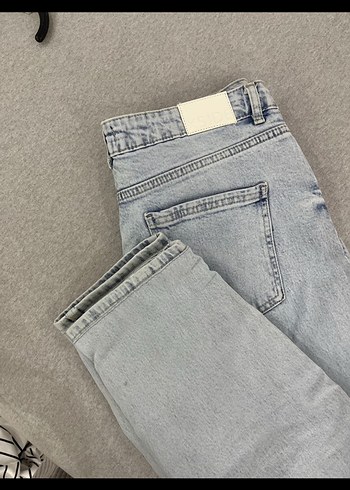 Düğmeli Gri Batik Desen Bol Kesim Kadın Kot - Görsel 3