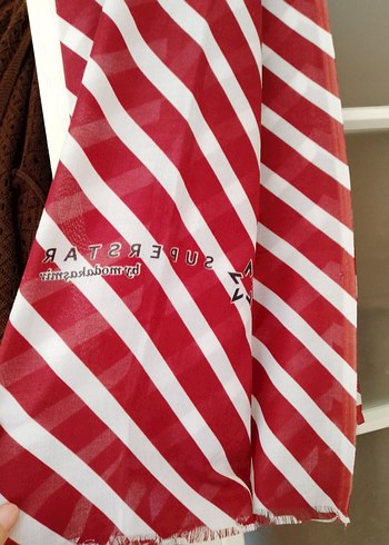 Kırmızı Çizgili şal - Görsel 3