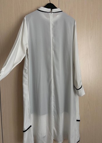 Uzun Beyaz Kadın Tunik Siyah Detaylı - Görsel 2