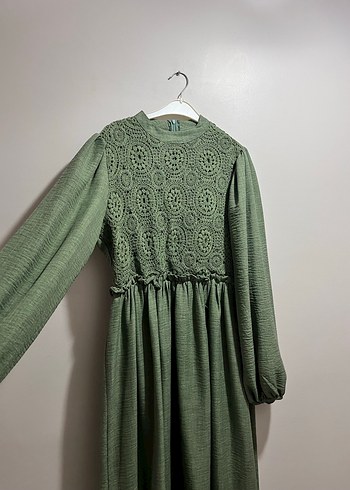 Yeşil Nakışlı Uzun Bohem Elbise - Görsel 2