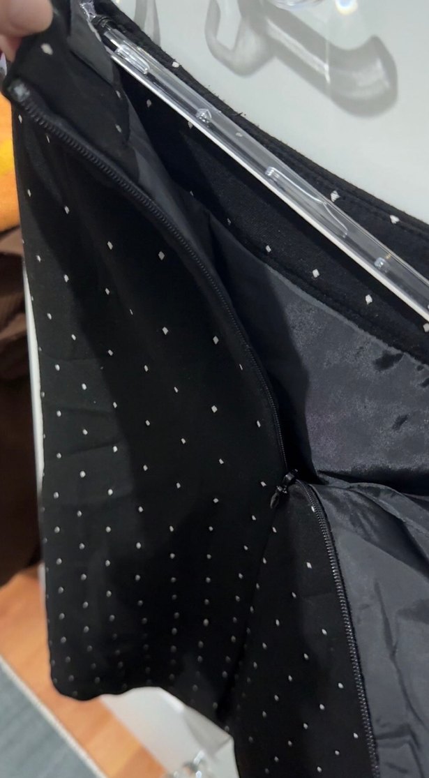 adL puantiyeli mini etek - Görsel 4