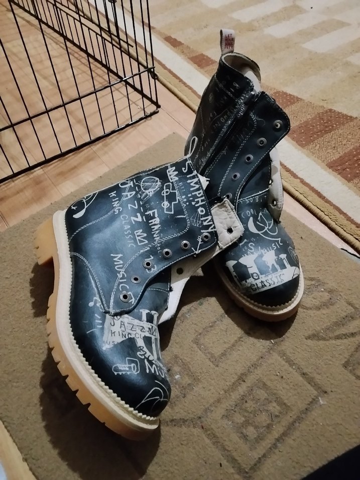 Tokalı Siyah Gri Baskılı Kadın Dolgu Topuk Bot - Görsel 2