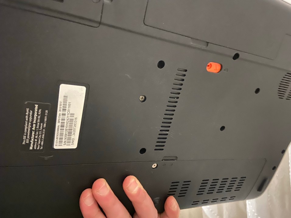 Siyah Acer Dizüstü Bilgisayar - Görsel 3