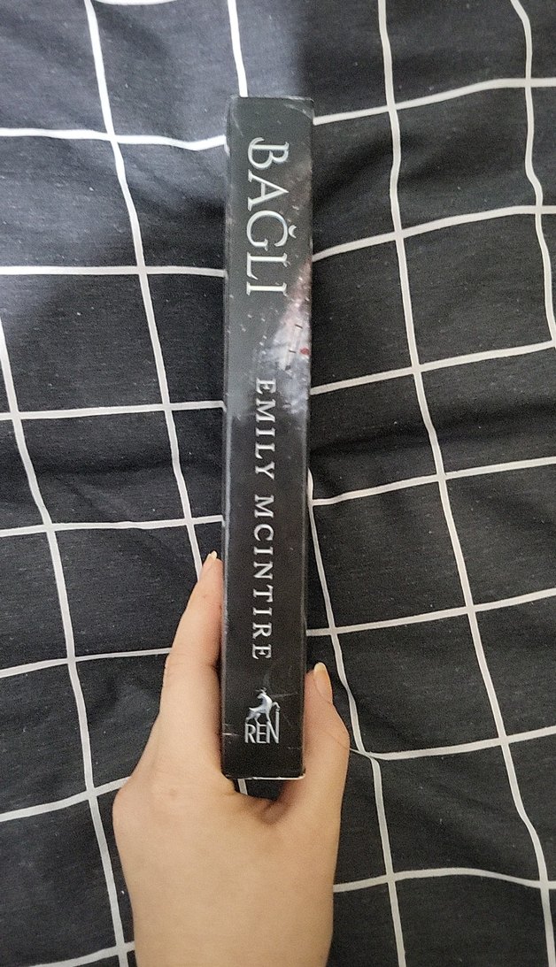 Bağlı - EMILY MCINTIRE - Görsel 2