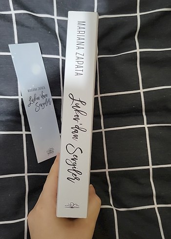 Lukov'dan Sevgiler - Mariana Zapata - Görsel 4