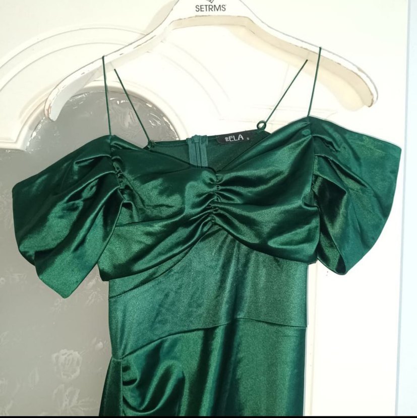 Parlak Yeşil Drapeli Uzun Kadın Abiye Elbise - Görsel 2