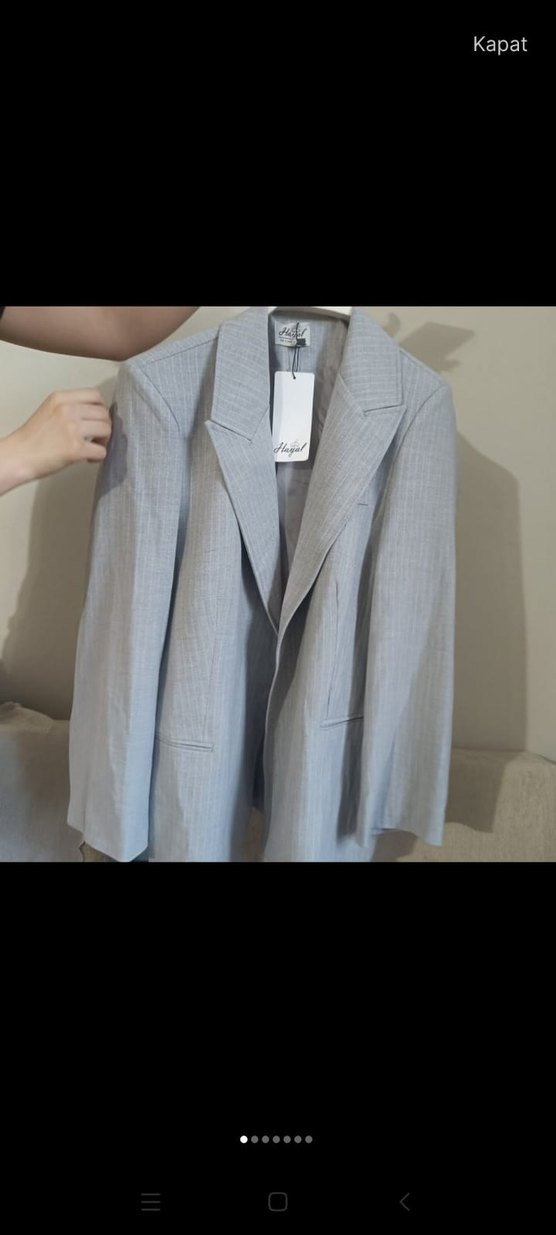 Gri Keten Kumaşlı Düğmeli Kadın Blazer - Görsel 2