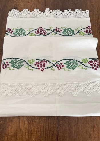 Nakışlı kanaviçe Beyaz Dantel Kenarlı yastık kılıfı - Görsel 3