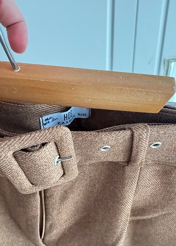 Bej Kadın Kumaş Pantolon Kemerli Midi Boy - Görsel 2