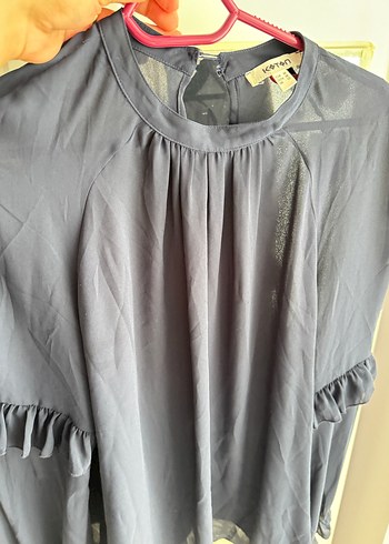 Gri Fırfırlı Yüksek Yakalı Kadın Bluz - Görsel 3