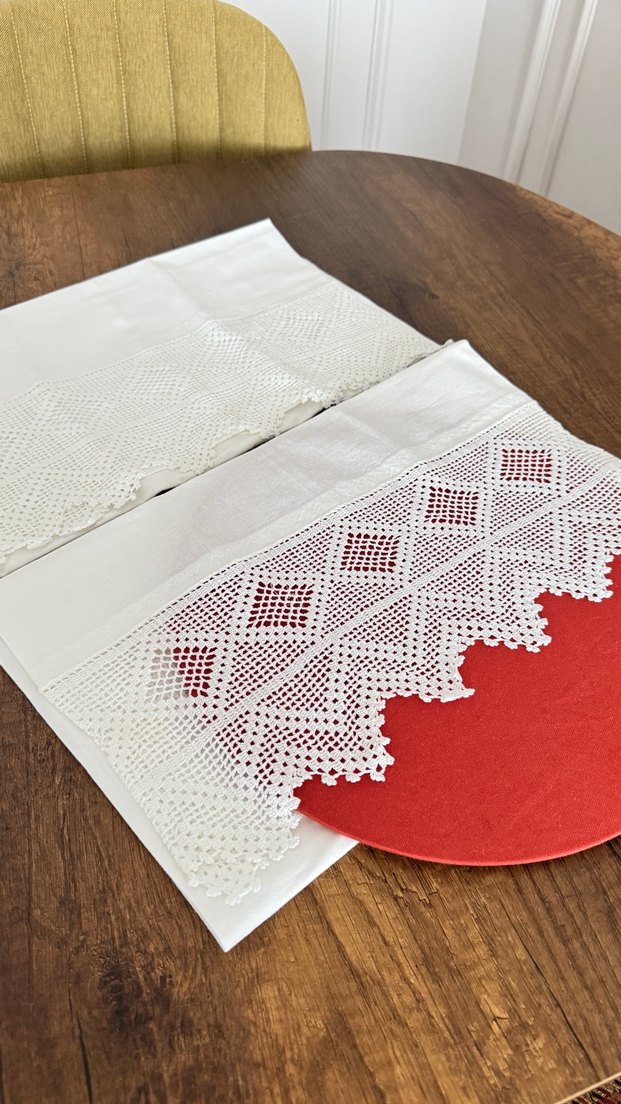 Dantel sarılı piko yastık kılıfı takımı - Görsel 2