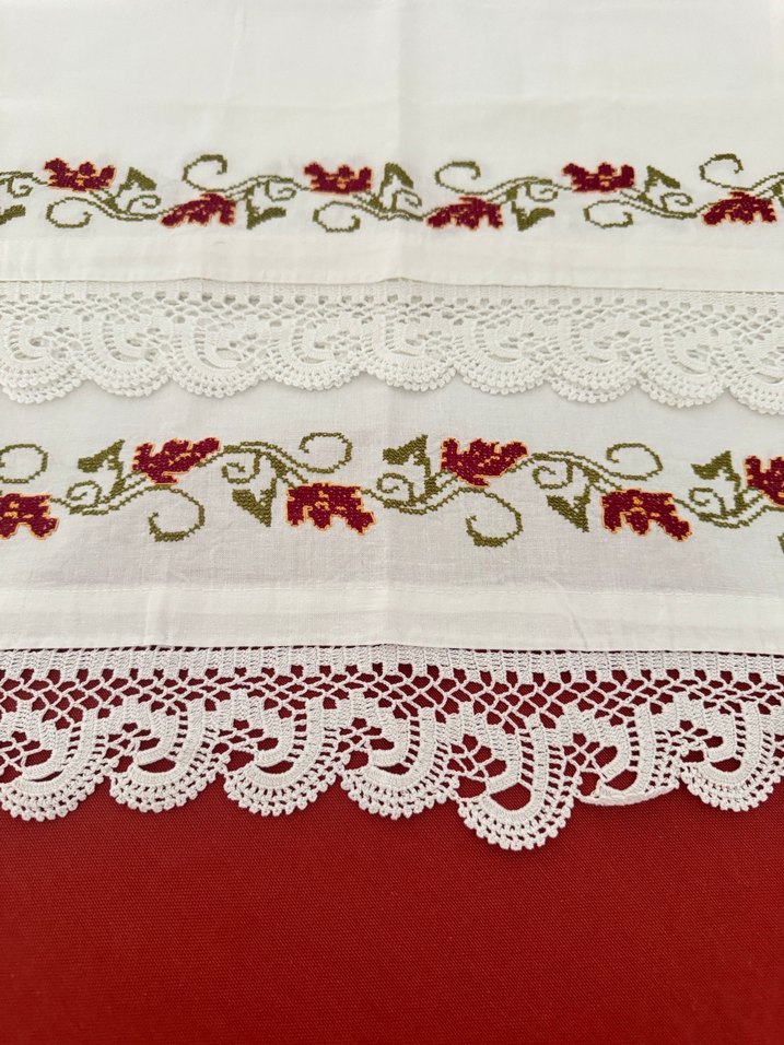 Nakışlı kanaviçe Beyaz yastık kılıfı - Görsel 4