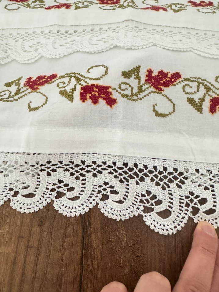 Nakışlı kanaviçe Beyaz yastık kılıfı - Görsel 3