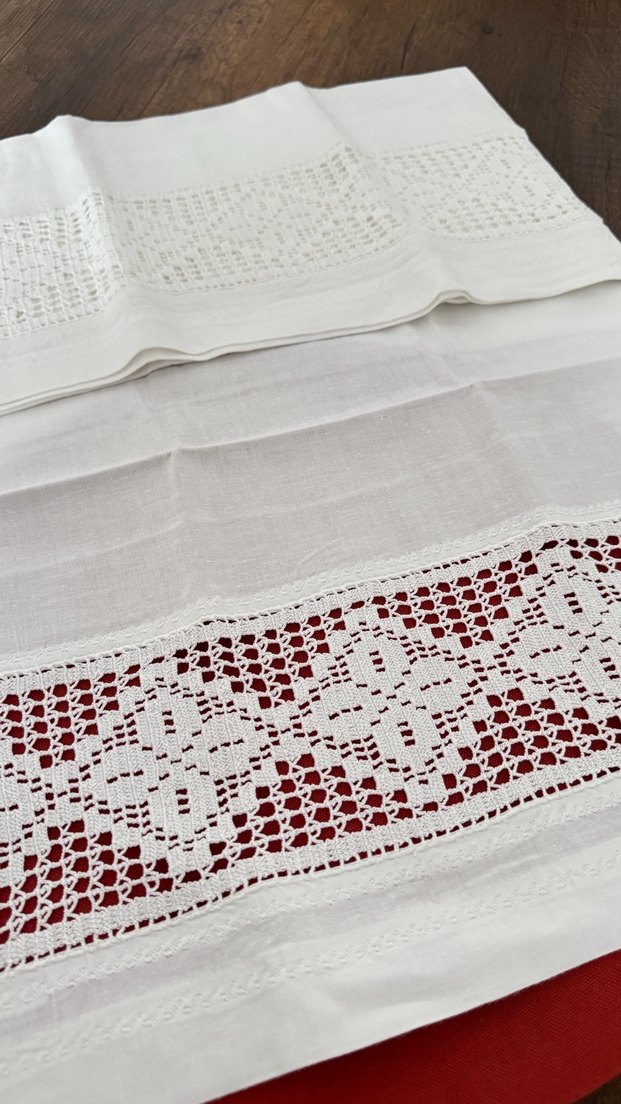 Beyaz dantel sarılı piko yastık takımı - Görsel 2