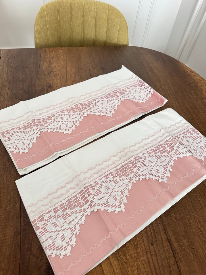 Nakışlı sarma Pembe Yastık Kılıfı Takımı - Görsel 2