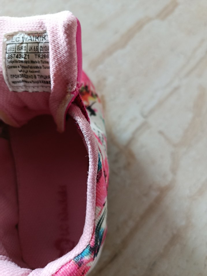 Çiçek Desenli Pembe Kız Çocuk Spor Ayakkabı - Görsel 4