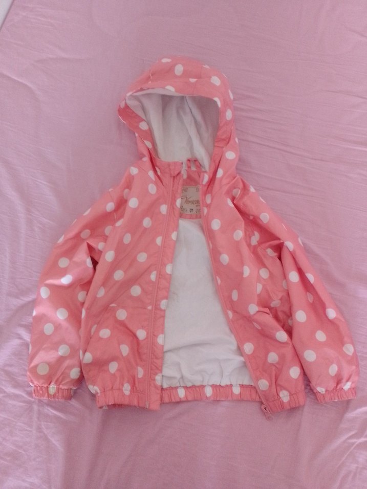 Kız Çocuk Pembe Kapüşonlu Puantiyeli Yağmurluk - Görsel 2