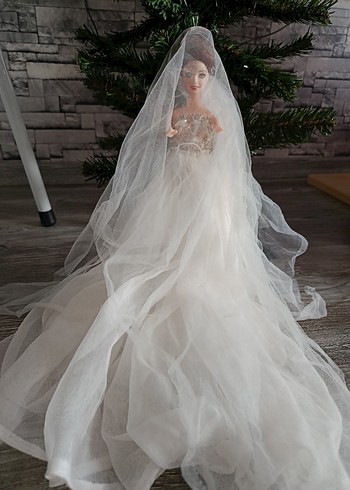 Beyaz Gelinlikli Bebek - Görsel 3