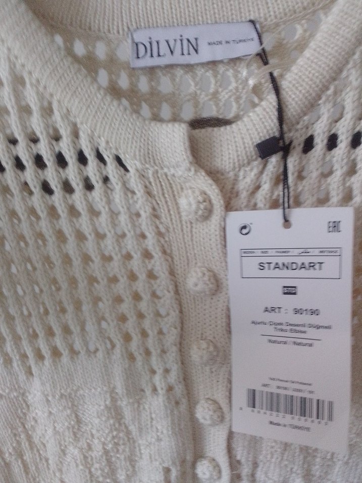 Uzun Beyaz Örgü Kadın Elbise - Görsel 3