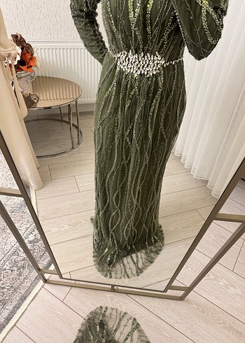 Uzun Kollu Koyu Haki Abiye Elbise - Görsel 3