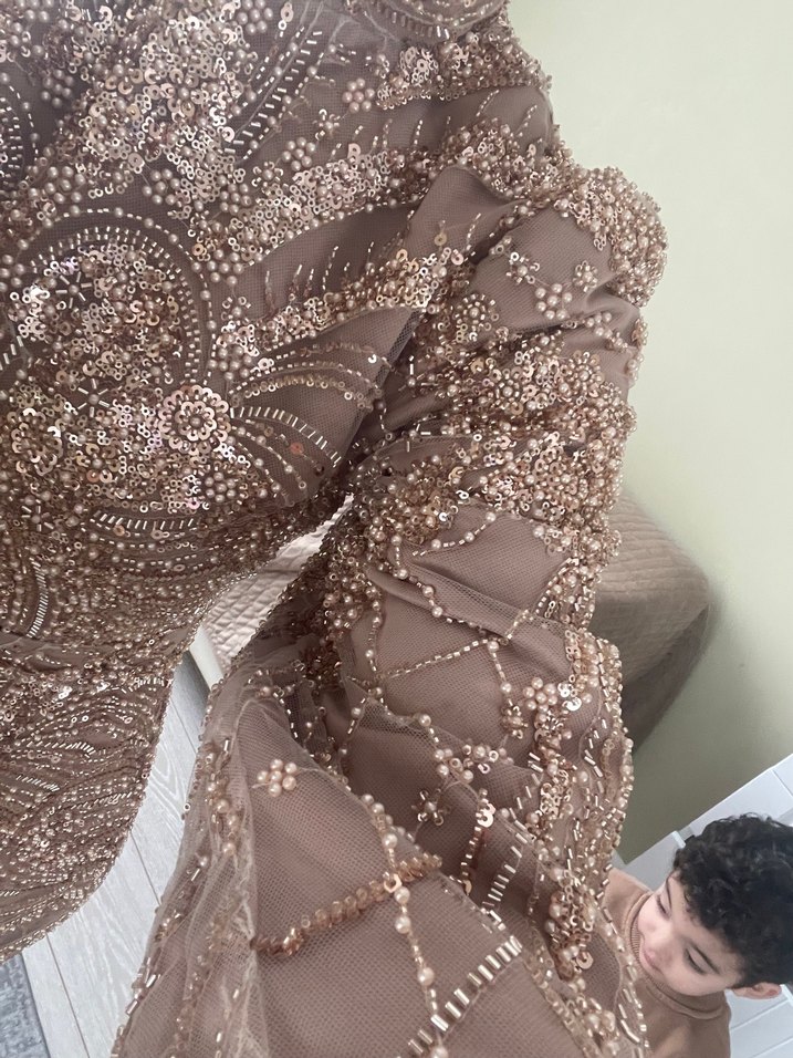 Kahverengi İşlemeli Uzun Abiye Elbise - Görsel 2