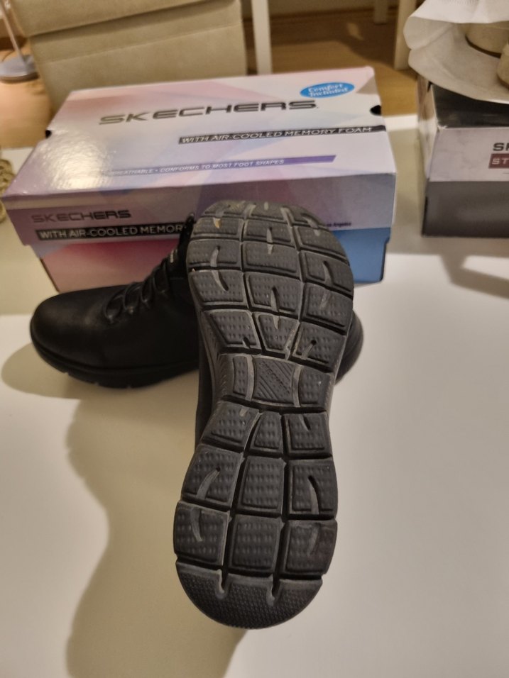 Skechers Siyah Spor Ayakkabı 39 numara - Görsel 3