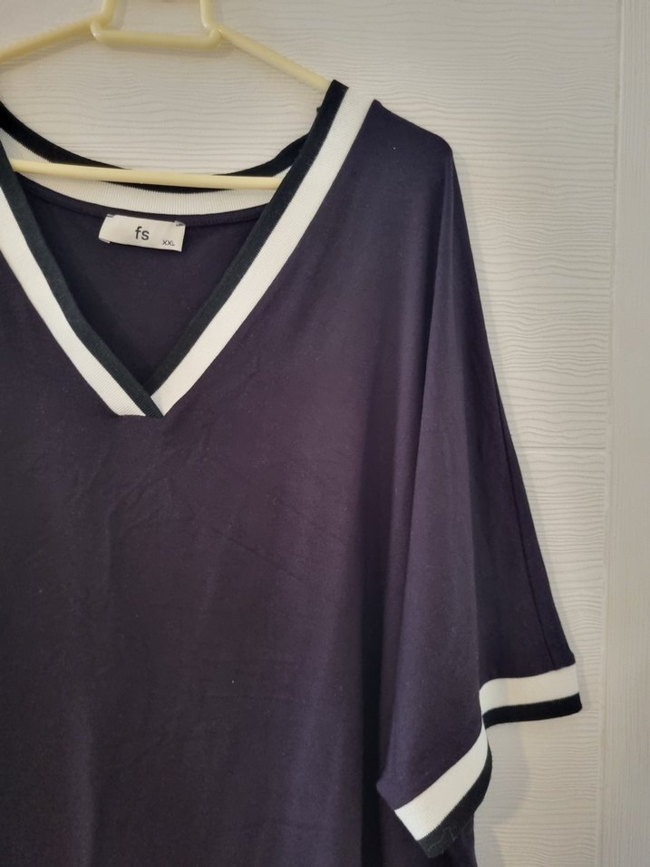 V Yaka Siyah Rahat Kesim Bluz faik sönmez - Görsel 2