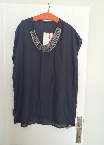 Faik Sönmez universal