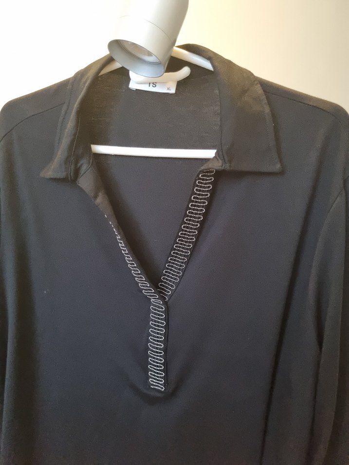 Zincir Detaylı Siyah Kadın Bluz faik sönmez xl - Görsel 2