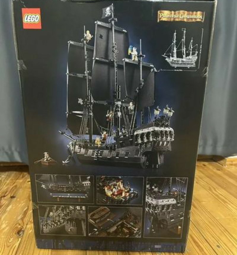 LEGO 10365 Siyah Korsan Gemisi Seti - Görsel 2