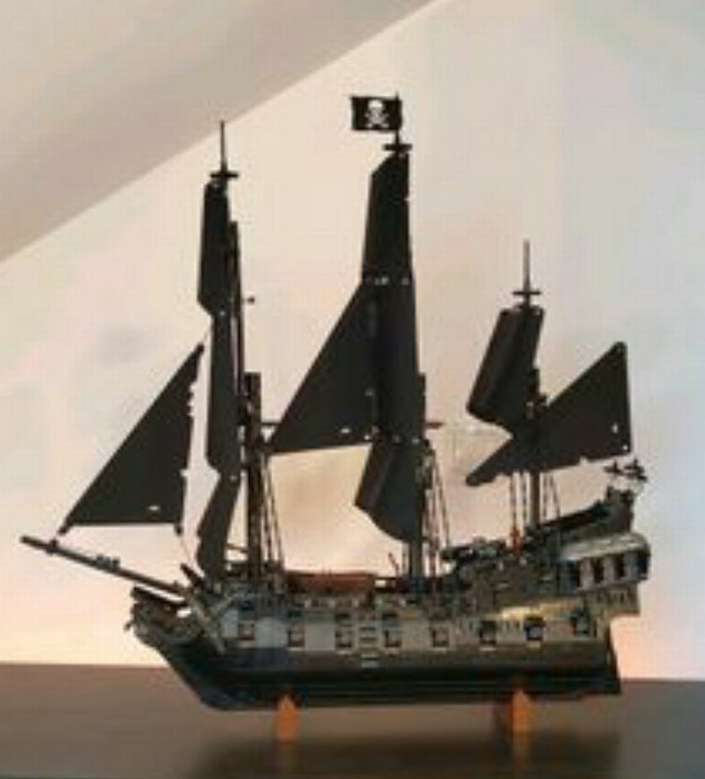 LEGO 10365 Siyah Korsan Gemisi Seti - Görsel 5