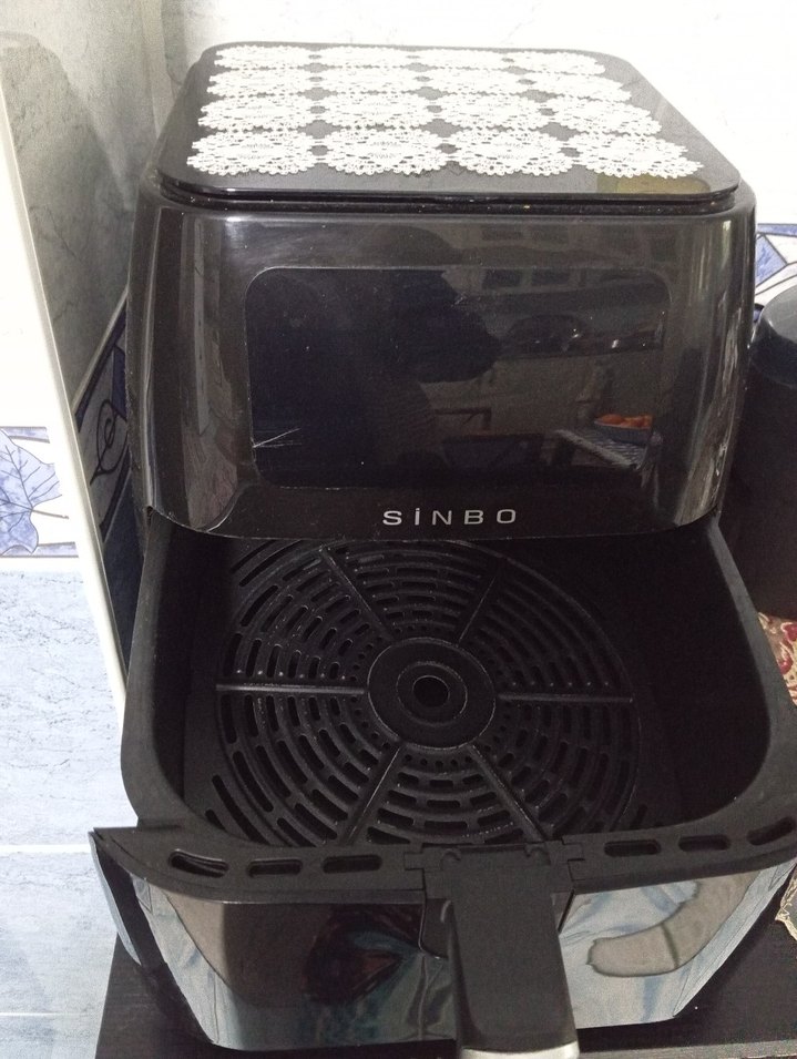 SINBO Siyah Havalı Fritöz - Görsel 2