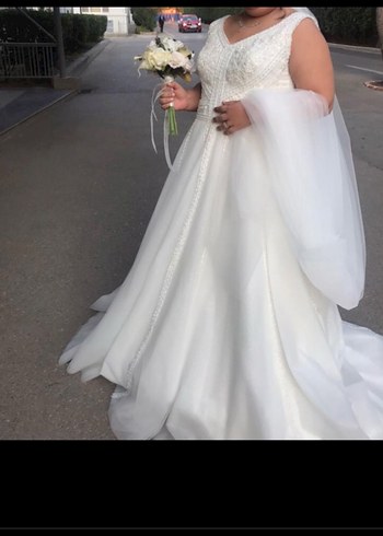 V Yaka Beyaz A Kesim gelinlik - Görsel 5