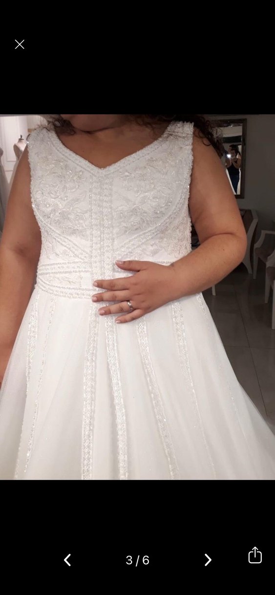 V Yaka Beyaz A Kesim gelinlik - Görsel 4