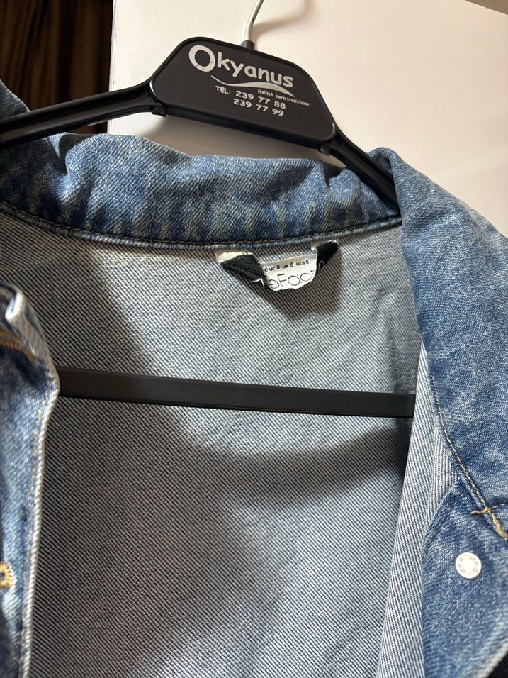 Kesikli crop kot ceket - Görsel 2