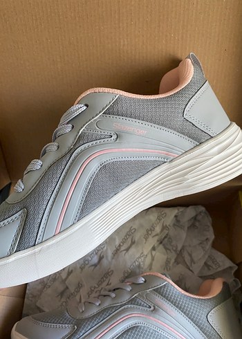 Gri Şık Kadın Spor Ayakkabı Velcro Bantlı - Görsel 2