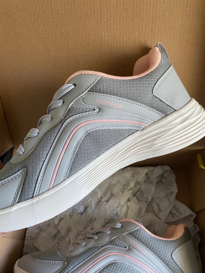 Gri Şık Kadın Spor Ayakkabı Velcro Bantlı - Görsel 2