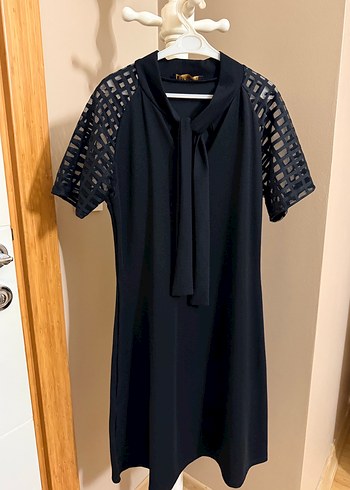 Dantelli Siyah Yüksek Yakalı Gotik Mini Elbise - Görsel 2