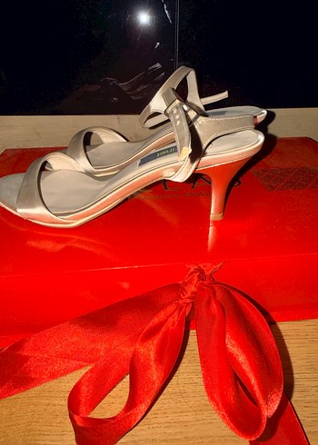 Krem  Saten Stiletto Topuklu Kadın Ayakkabı - Görsel 5