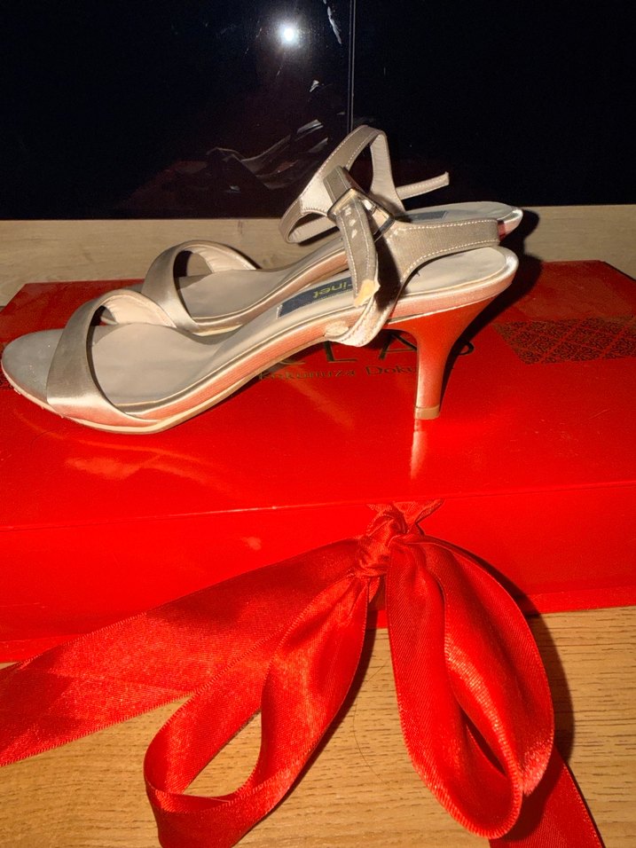 Krem  Saten Stiletto Topuklu Kadın Ayakkabı - Görsel 5