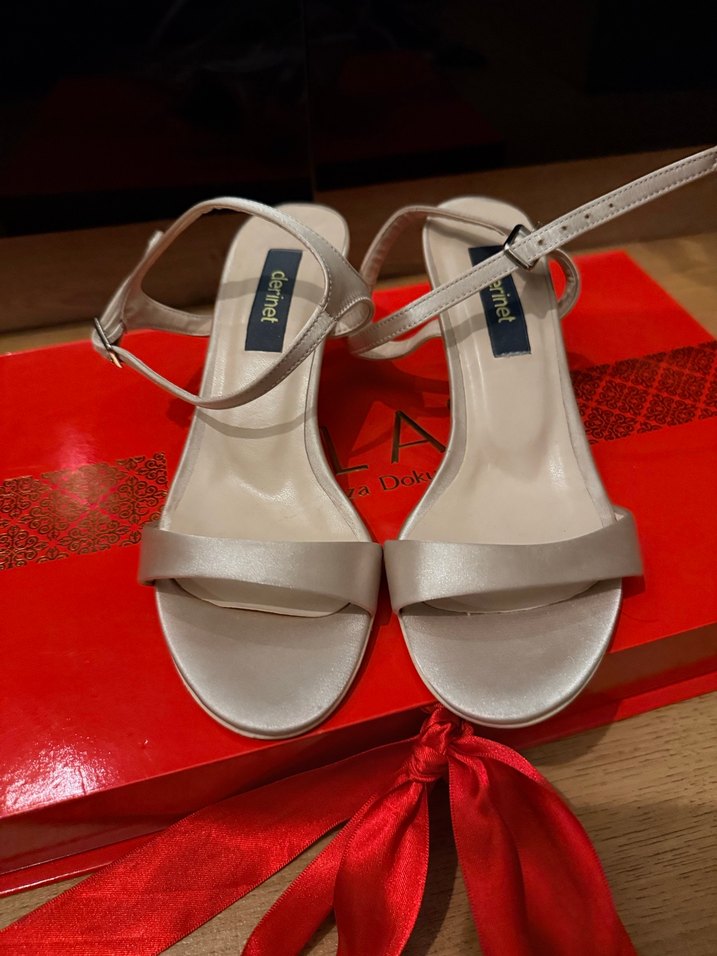 Krem  Saten Stiletto Topuklu Kadın Ayakkabı - Görsel 2